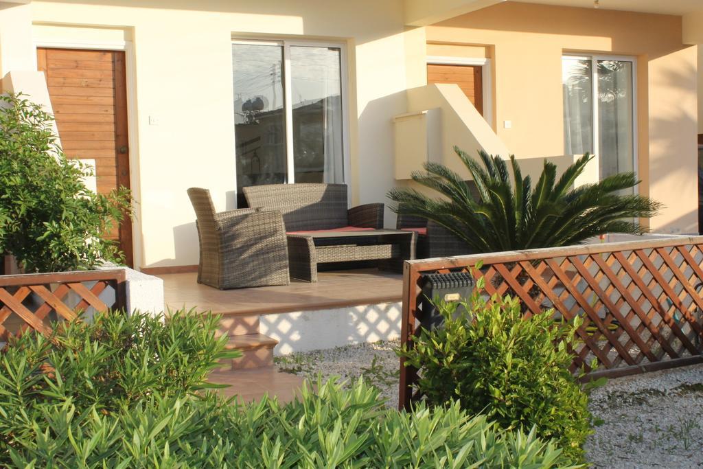 Appartement Diana Townhouse 2 à Paphos Extérieur photo