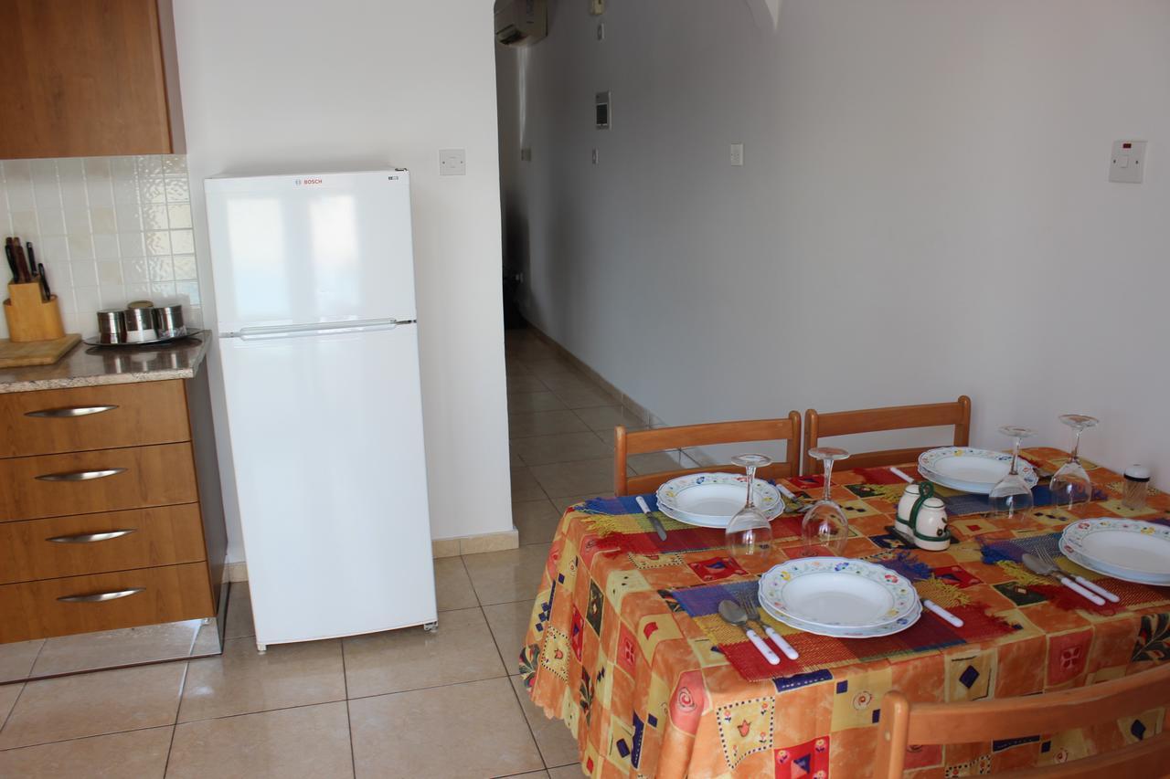 Appartement Diana Townhouse 2 à Paphos Extérieur photo