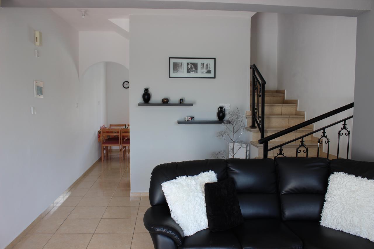 Appartement Diana Townhouse 2 à Paphos Extérieur photo